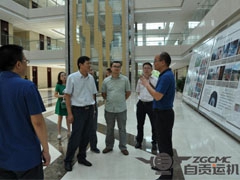 湖北黃石市發改委領導蒞臨公司考察（chá）