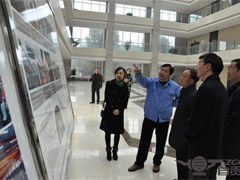 省（shěng）委組織部副部長、省（shěng）委編辦主任雷 一行（háng）蒞臨（lín）我公（gōng）司（sī）調研