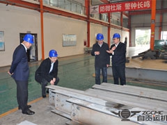 中國重型機（jī）械工業協會常務（wù）副會長李鏡一行蒞臨我公司調研