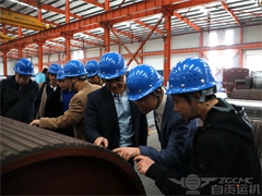中國科學院成會明院士蒞臨運機集團指導（dǎo）公司（sī）創新發（fā）展